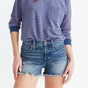 Madewell The Perfect Jean Shorts In Rayburn Wash